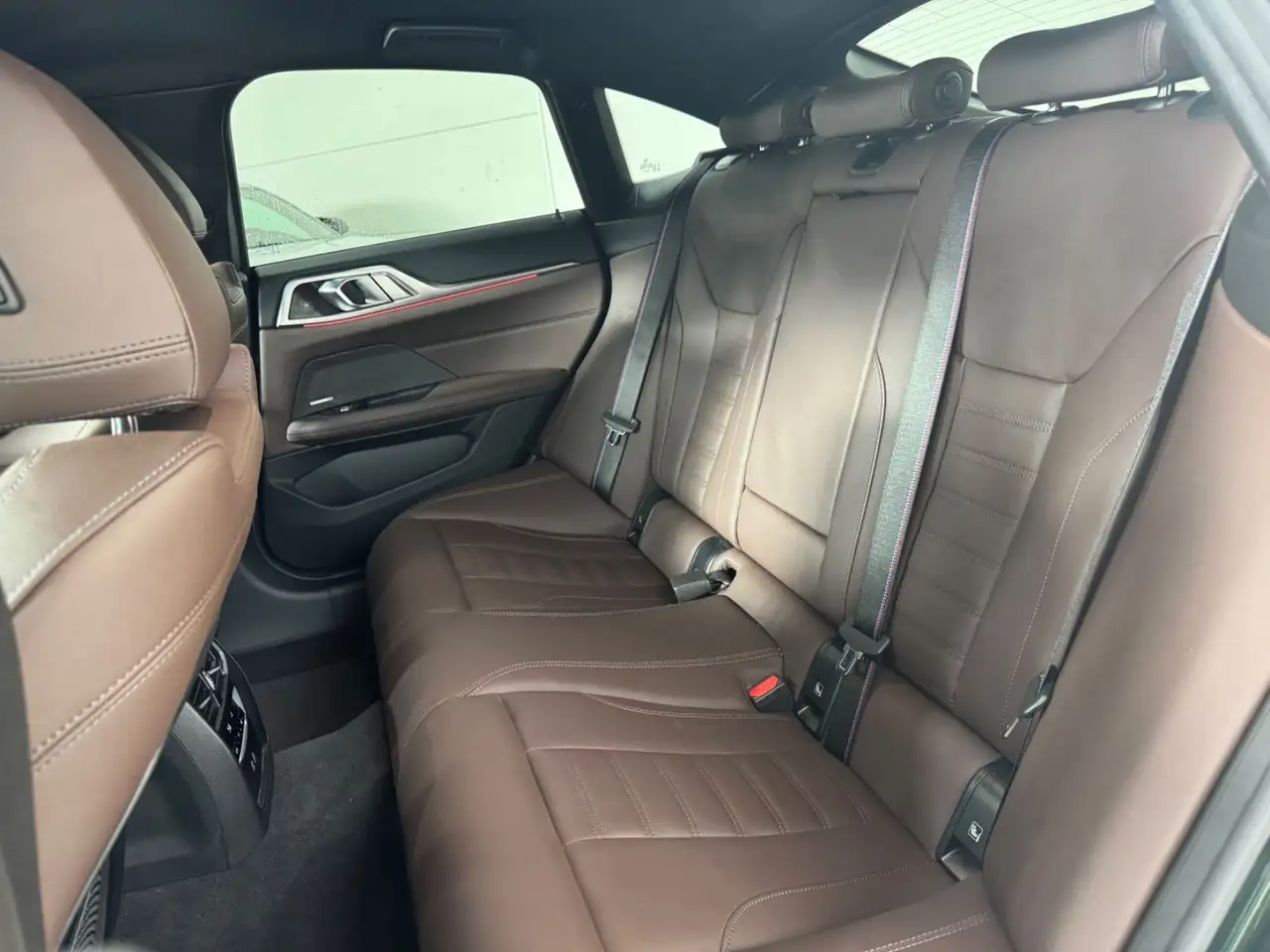 BMW M4 i Gran Coupe*HUD*360°Kamera*H&K*M-Sport* — Vehicle gallery 23