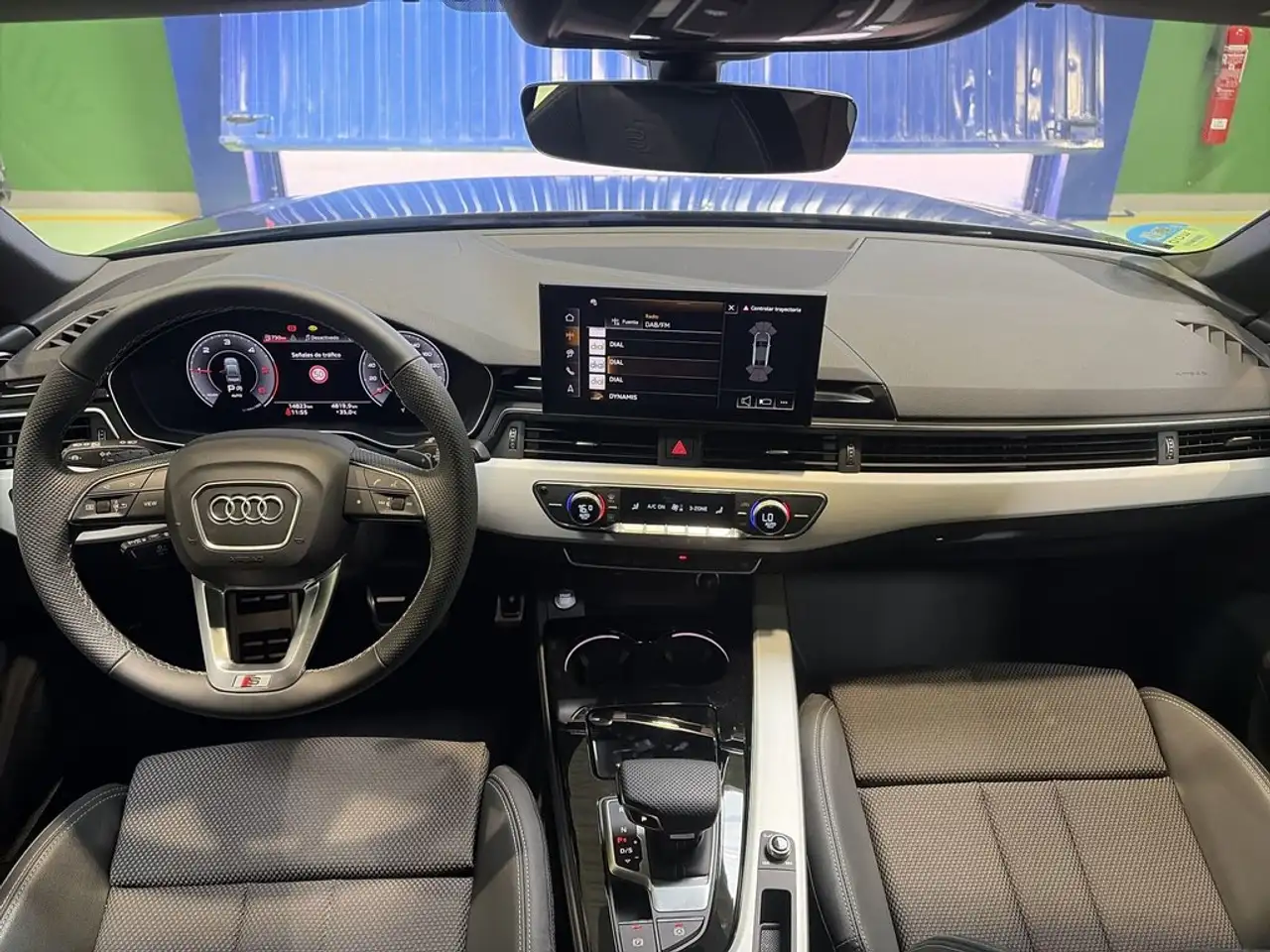 Audi A4 35 TDI S line S tronic 120kW — Galería del vehículo 11