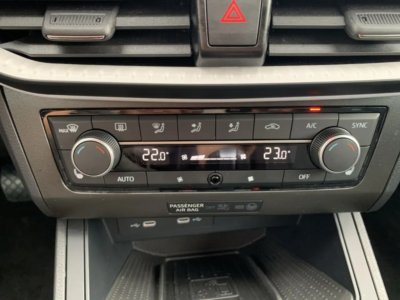 SEAT Ibiza STYLE EDTION 1.0 TSI DSG Style Edition LED+KLIMA+P — Galería del vehículo 18