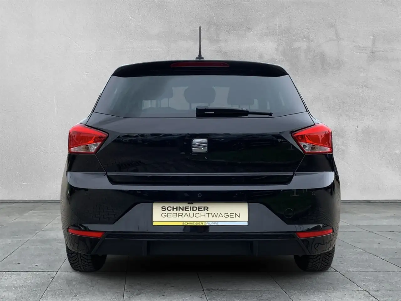 SEAT Ibiza STYLE EDTION 1.0 TSI DSG Style Edition LED+KLIMA+P — Galería del vehículo 4