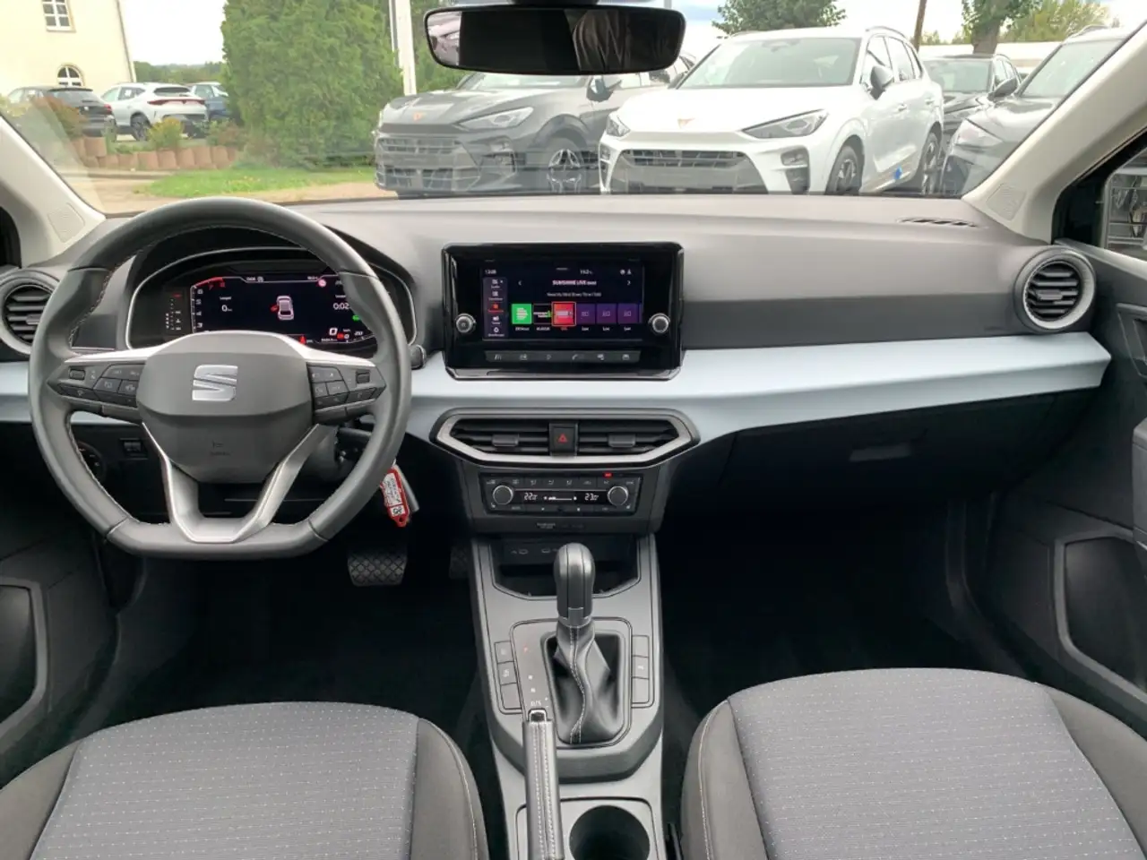 SEAT Ibiza STYLE EDTION 1.0 TSI DSG Style Edition LED+KLIMA+P — Galería del vehículo 14