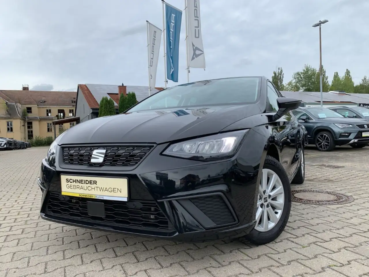 SEAT Ibiza STYLE EDTION 1.0 TSI DSG Style Edition LED+KLIMA+P — Galería del vehículo 24