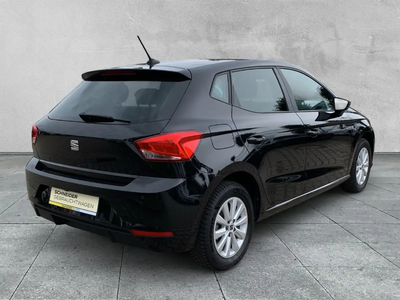 SEAT Ibiza STYLE EDTION 1.0 TSI DSG Style Edition LED+KLIMA+P — Galería del vehículo 5