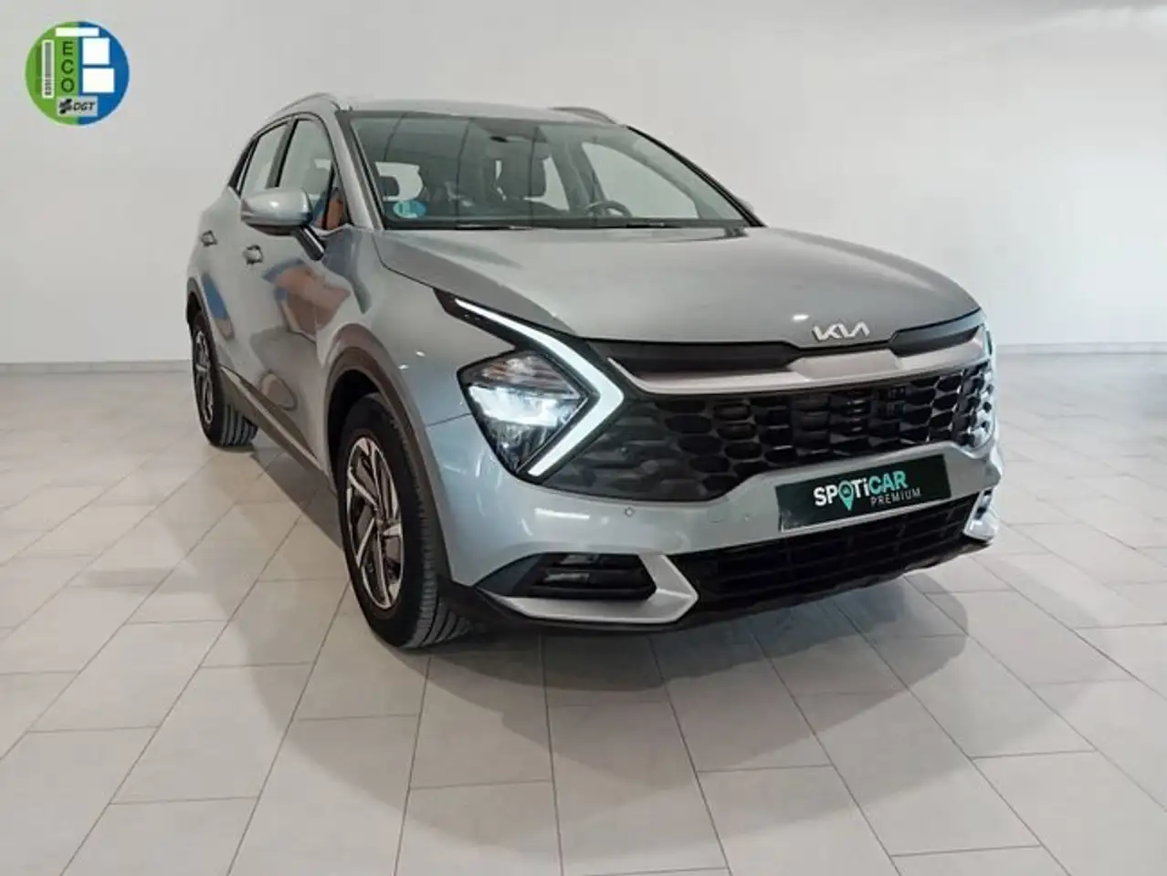 Kia Sportage 1.6 T-GDi MHEV 118kW (160CV) 17" Drive — Vehicle gallery 3