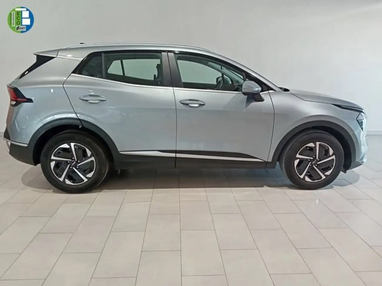 Kia Sportage 1.6 T-GDi MHEV 118kW (160CV) 17" Drive — Vehicle gallery 4
