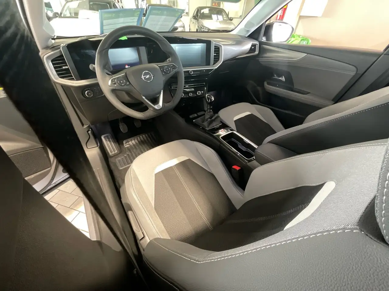 Opel Mokka Elegance Kamera PDC, Winterpaket, ... — معرض صور السيارة 13