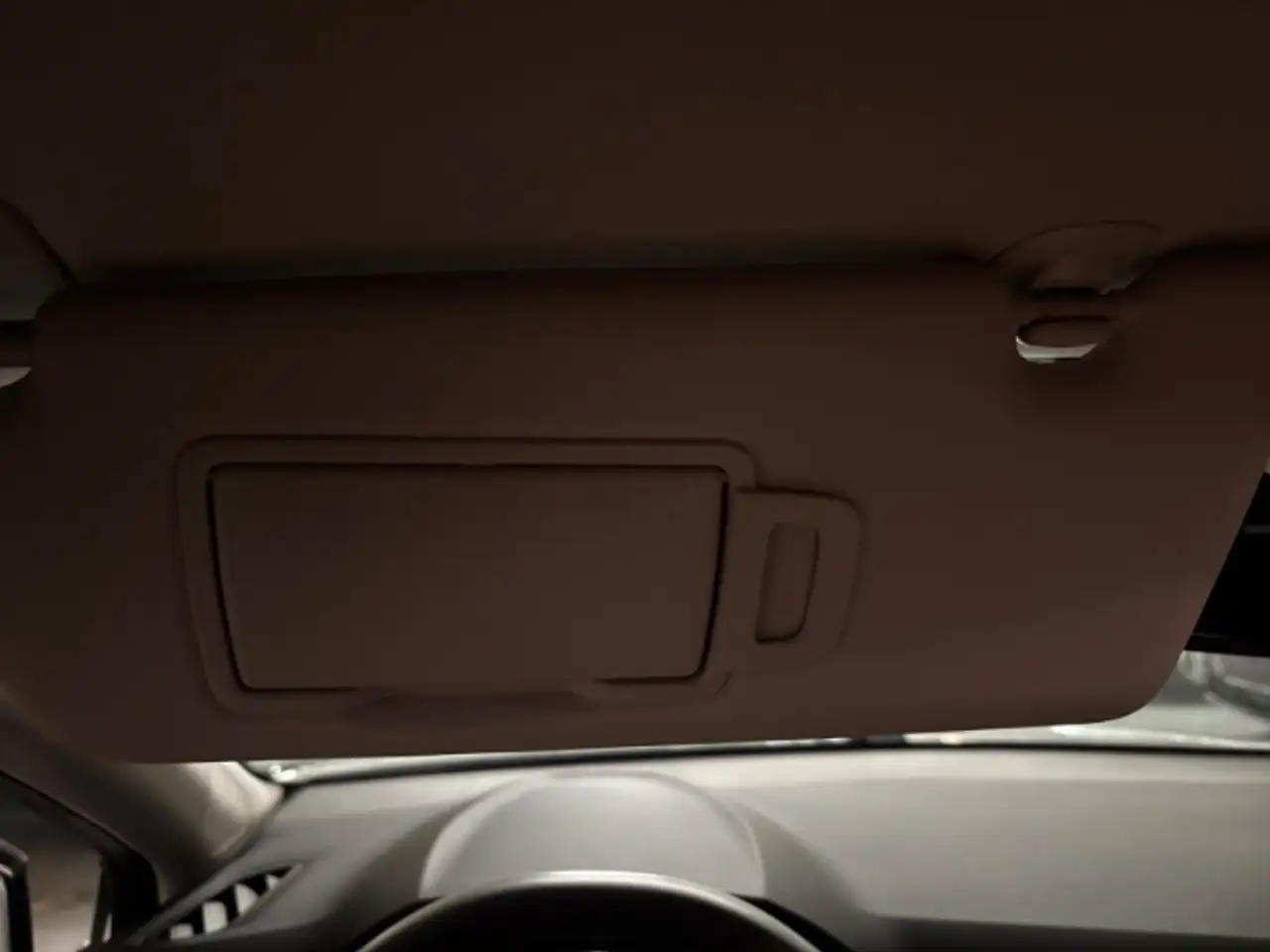 Renault Captur II 1.0 EU6d Techno TCe 90 Spruhalteassistent+notbr — Galerie du véhicule 19