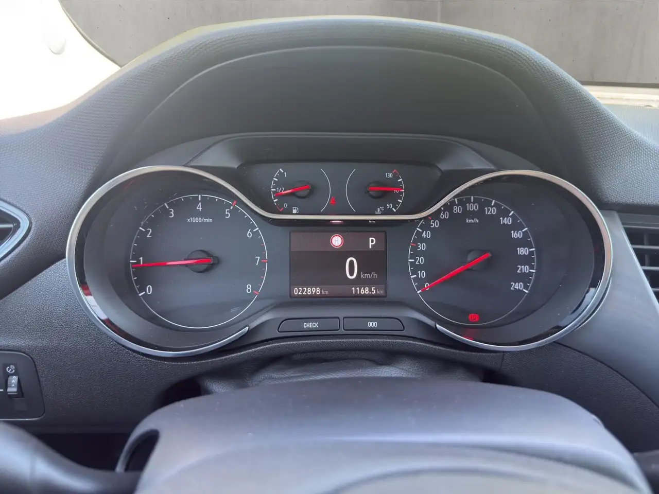Opel Crossland 1.2 DI Turbo, Rückfahrkamera, Sitzheiz — Vehicle gallery 11