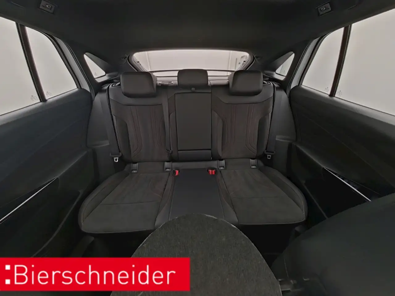 Volkswagen ID.5 GTX IQ.LIGHT NAVI PANO AHK — معرض صور السيارة 9