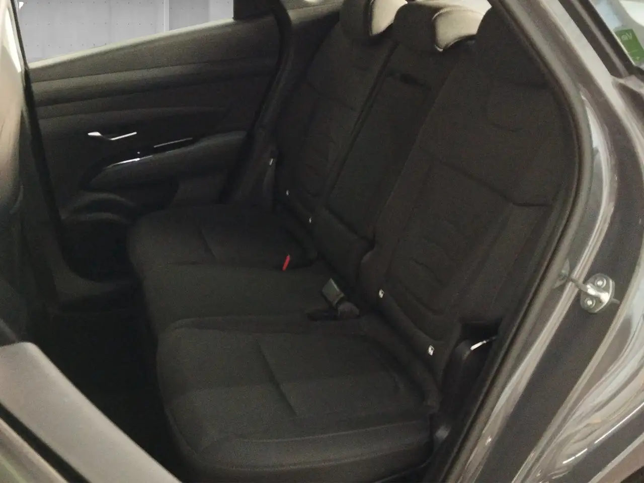 Hyundai TUCSON FL 1.6 T-GDI 48V-Hybrid Select DCT ACC*LM — معرض صور السيارة 9