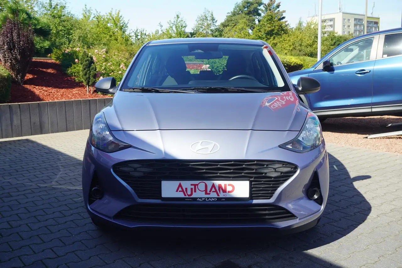 Hyundai i10 1.0 Trend Klima DAB Digitales Cockpit USB — معرض صور السيارة 8