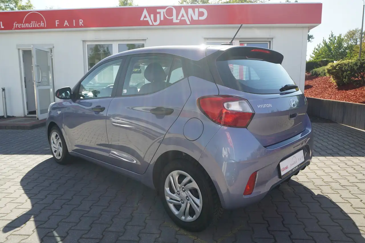 Hyundai i10 1.0 Trend Klima DAB Digitales Cockpit USB — معرض صور السيارة 4