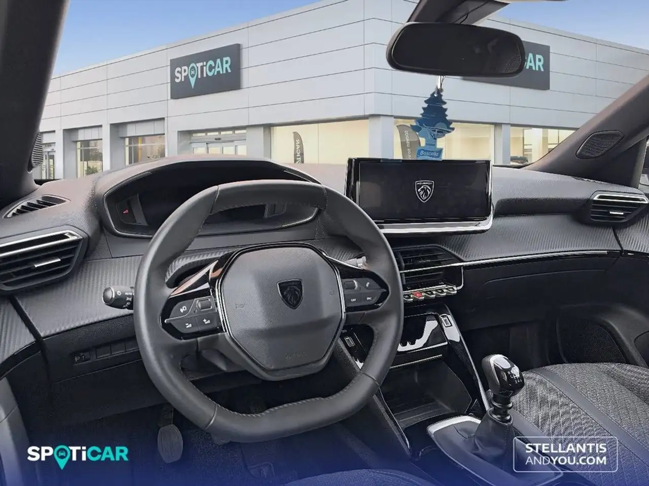Peugeot 2008 1.2 PureTech S&S Allure 100 — معرض صور السيارة 8
