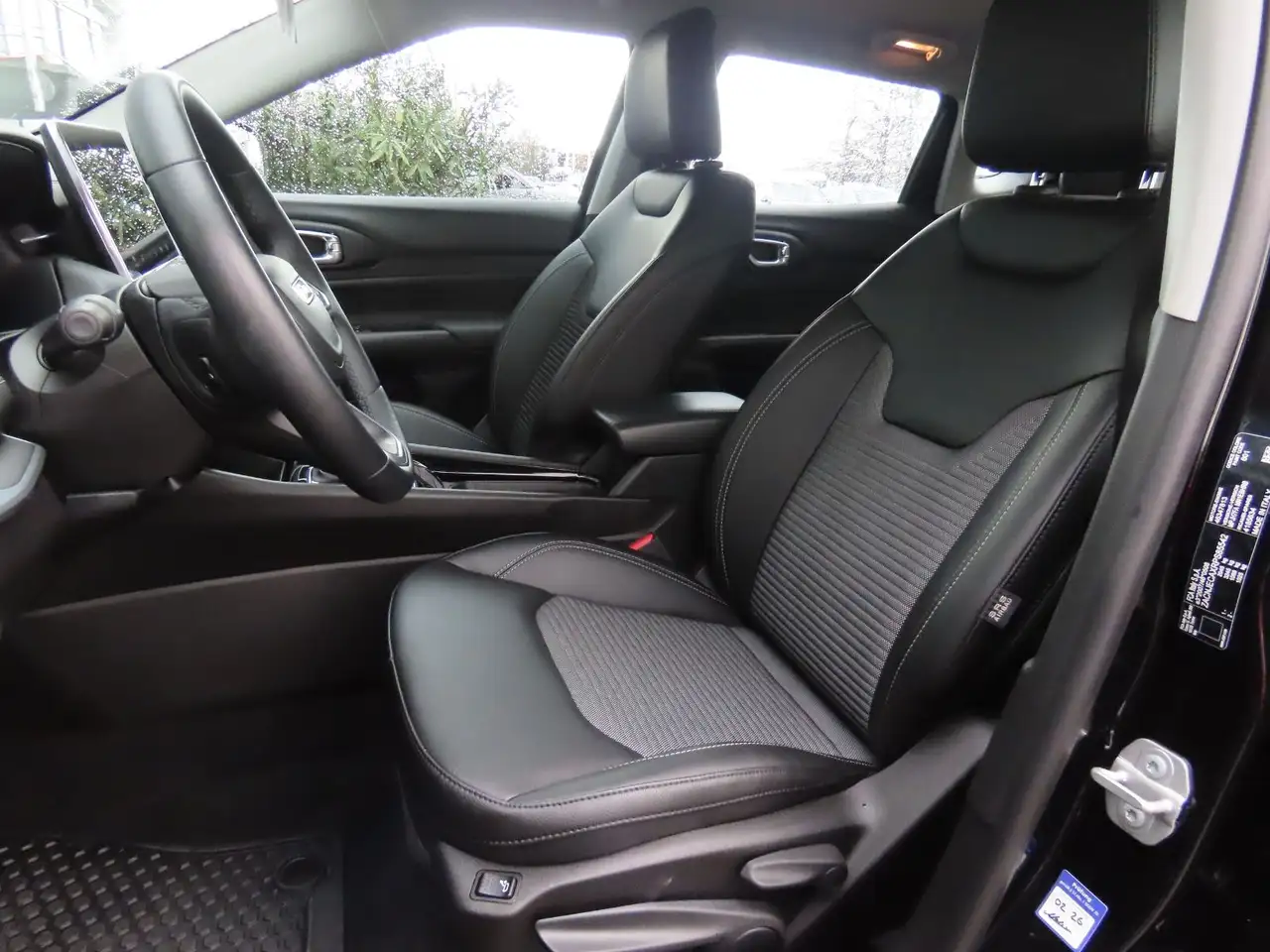 Jeep Compass 1.5 GSE T4 Autom. Keyless Sitzheiz. 360° — Galerie du véhicule 13