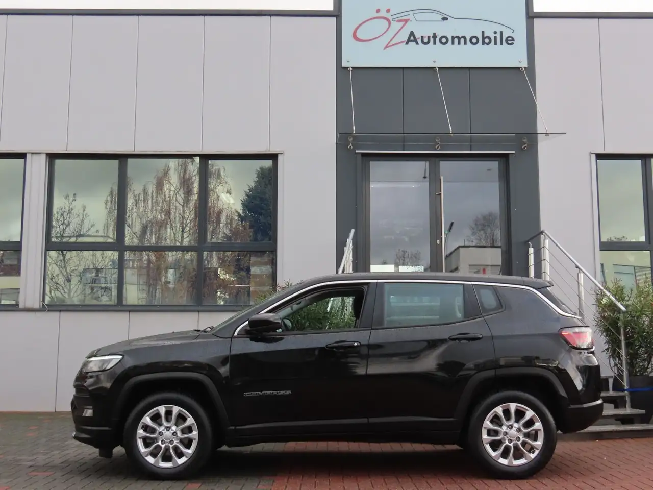 Jeep Compass 1.5 GSE T4 Autom. Keyless Sitzheiz. 360° — Galerie du véhicule 11