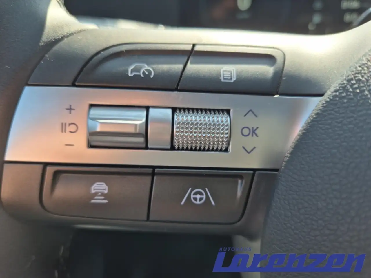 Hyundai KONA Prime DCT 4WD PRIME Glasschiebe El. Panodach Navi — Vehicle gallery 21