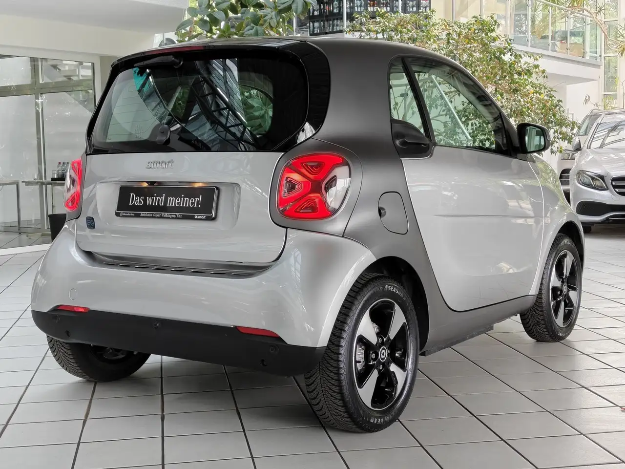 smart forTwo ForTwo EQ Coupé Passion 22KW+LED+KAM+2xKABEL+15" — Vehicle gallery 3