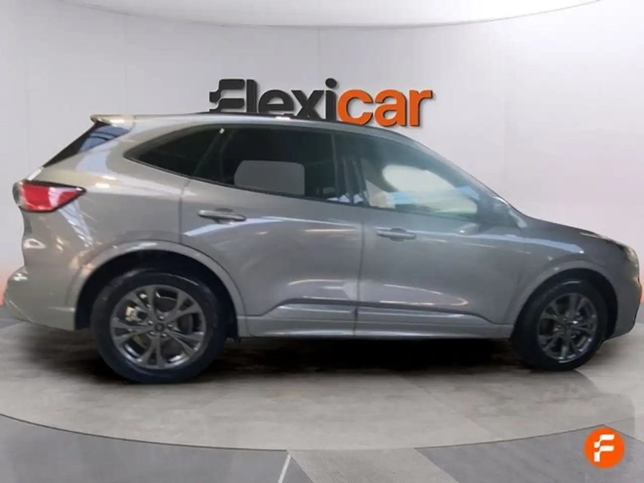 Ford Kuga 1.5 EcoBoost ST-Line FWD 150 — Galería del vehículo 9