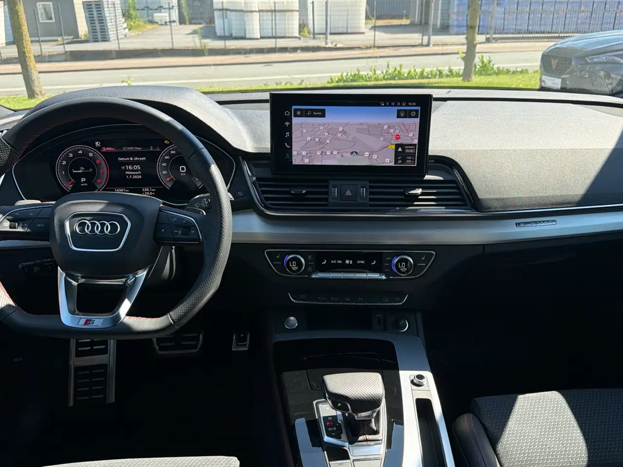 Audi Q5 Sportback S line 40 TFSI quattro S tronic MMI Matr — Vehicle gallery 8