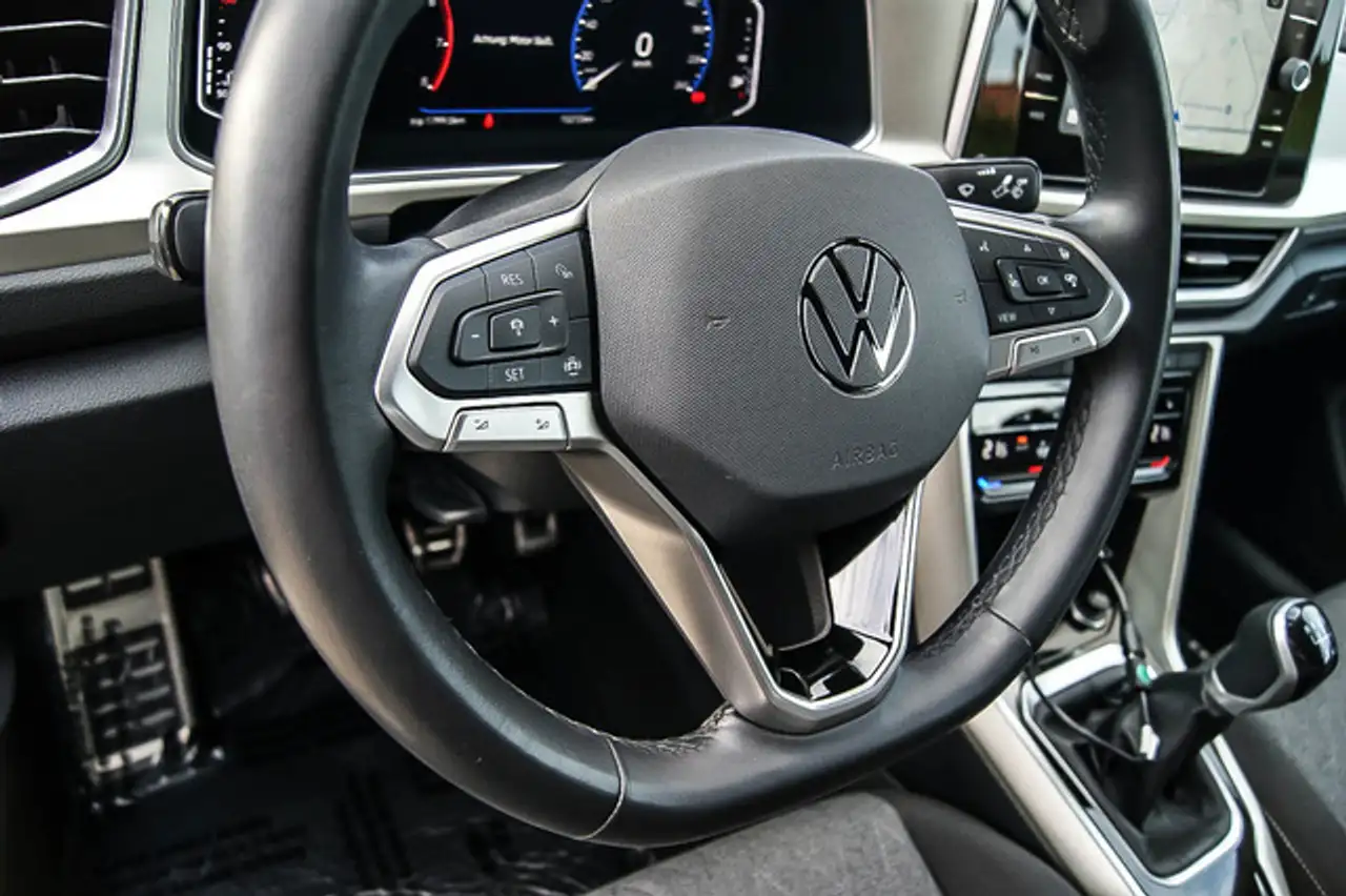 Volkswagen T-Roc Cabriolet Move IQ-LIGHT KAMERA E-VERDECK — Galerie du véhicule 13