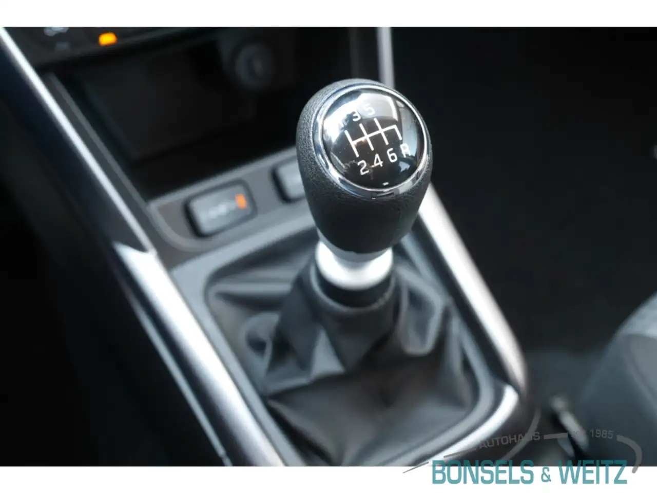 Suzuki SX4 S-Cross 1.4 COMFORT HYBRID LED Apple CarPlay Android Auto — Galerie du véhicule 13