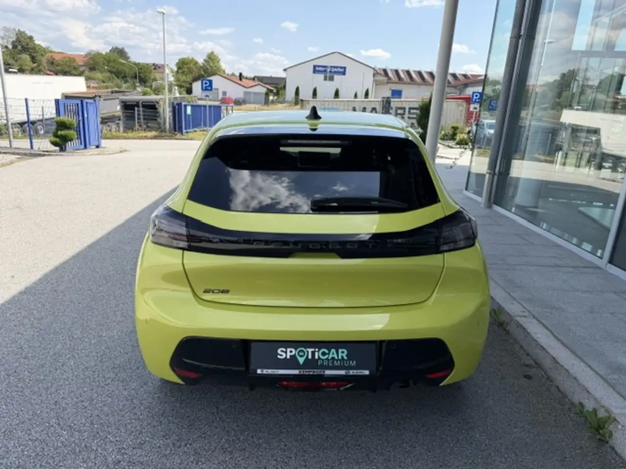 Peugeot 208 Allure Pure Tech, (NEUE SKR,) — معرض صور السيارة 3