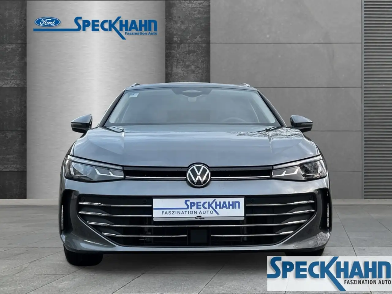 Volkswagen Passat Variant 1.5 eTSI Business Mildhybrid AHK Kamera PDCv+h — Galería del vehículo 6