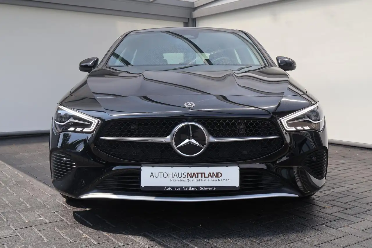 Mercedes-Benz CLA 180 Advanced RFK LED 1.Hd. — Galería del vehículo 3