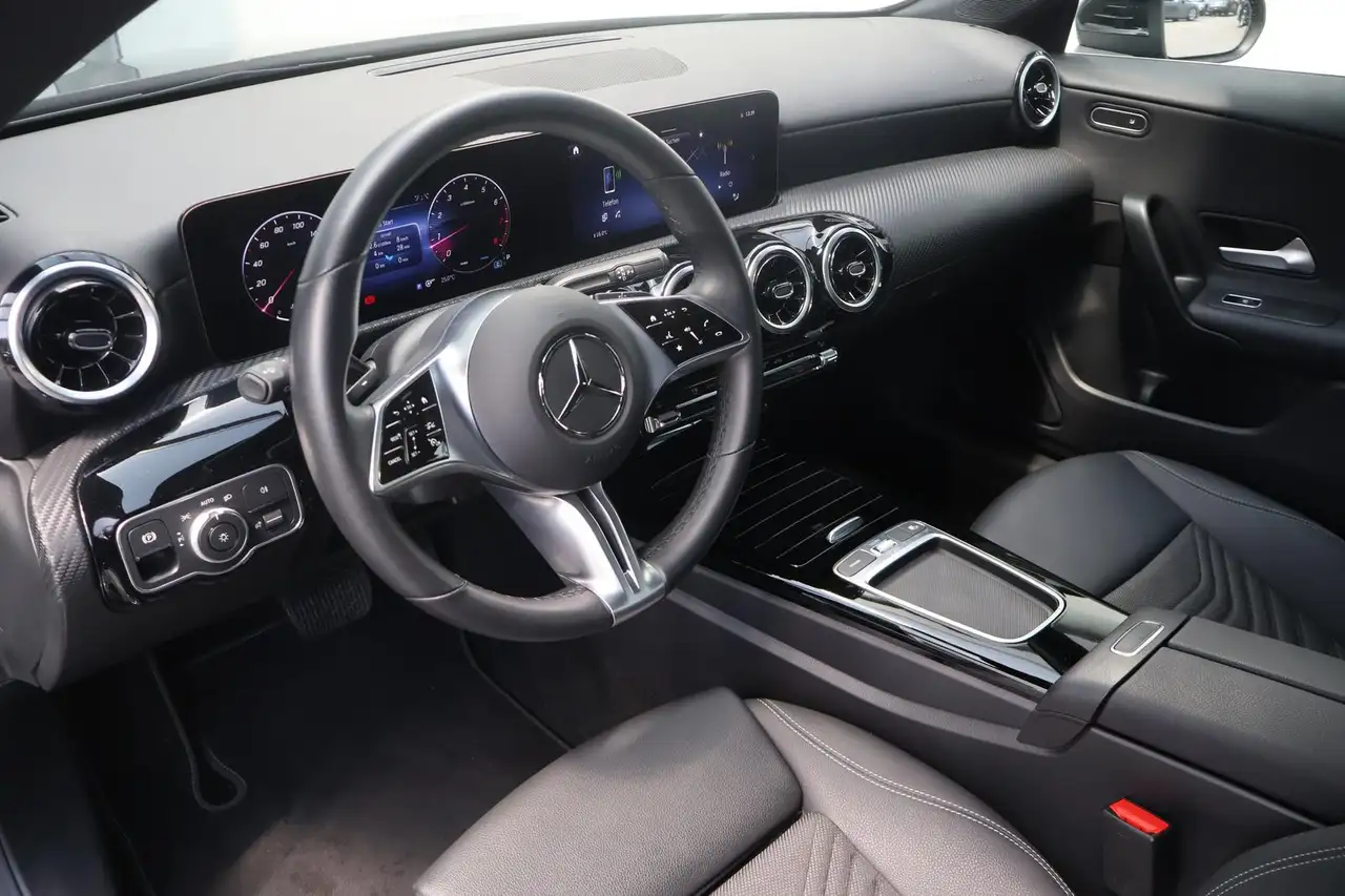 Mercedes-Benz CLA 180 Advanced RFK LED 1.Hd. — Galería del vehículo 10
