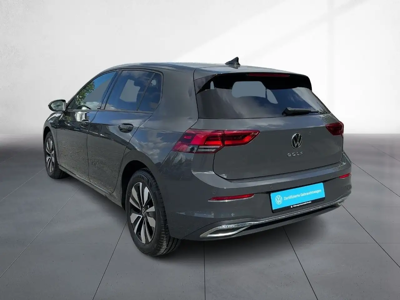 Volkswagen Golf VIII MOVE 1.0 TSI LED APP PDC LIGHT ASSIST — Galerie du véhicule 3