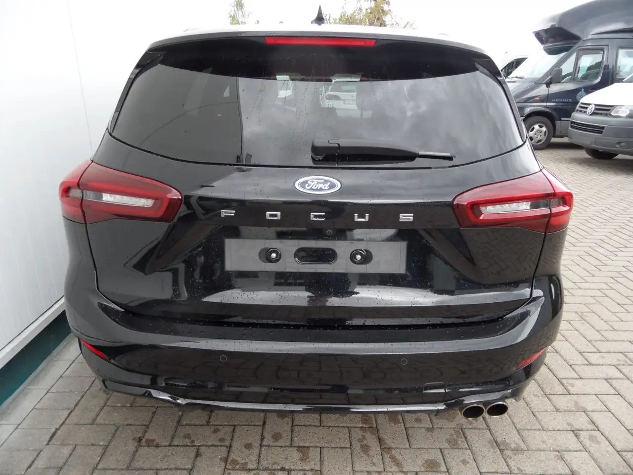 Ford Focus Turnier ST-Line X+Cam+Panoramadach+AHK+AT — Galería del vehículo 6
