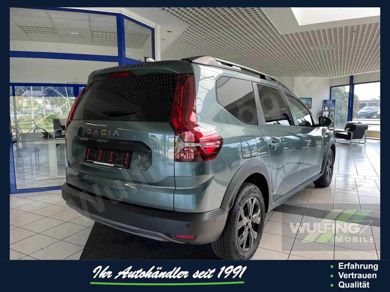 Dacia Jogger TCE110 Extreme, City-Pak.,Navi, RF-Kam. — Vehicle gallery 3