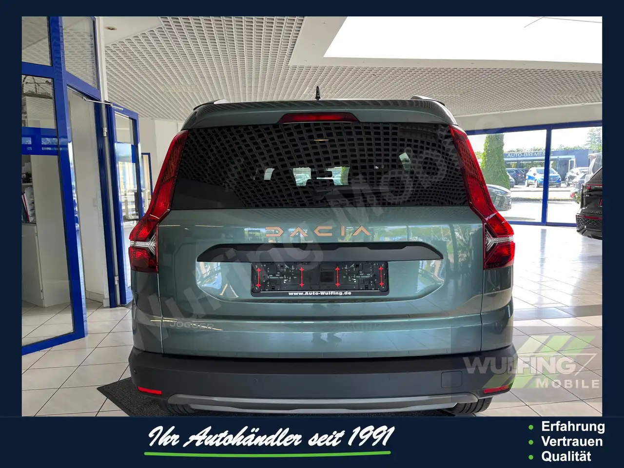 Dacia Jogger TCE110 Extreme, City-Pak.,Navi, RF-Kam. — Vehicle gallery 4