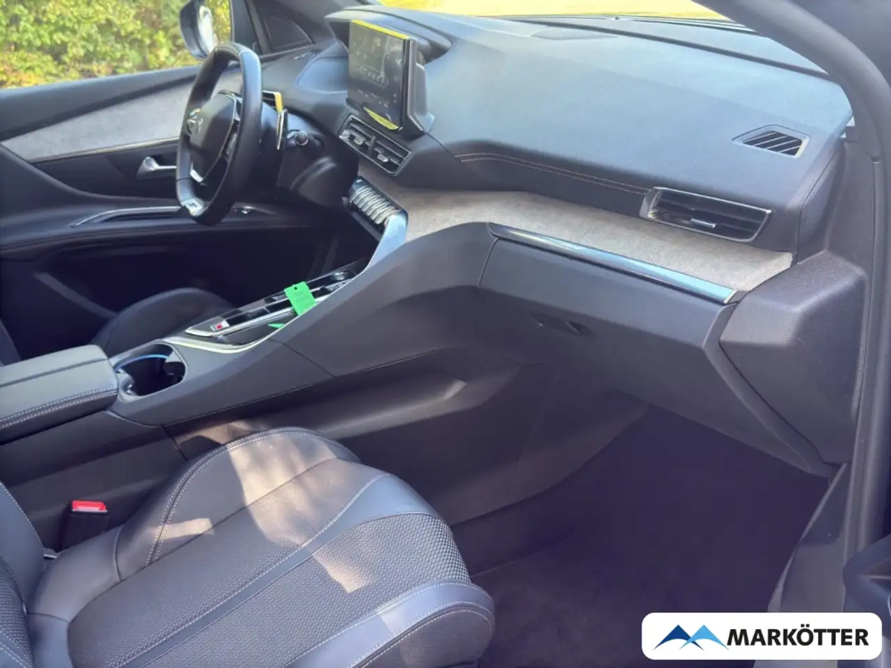 Peugeot 3008 GT Hybrid 136 ACC/SHZ/KEYLESS/TOTWINKEL — Vehicle gallery 24