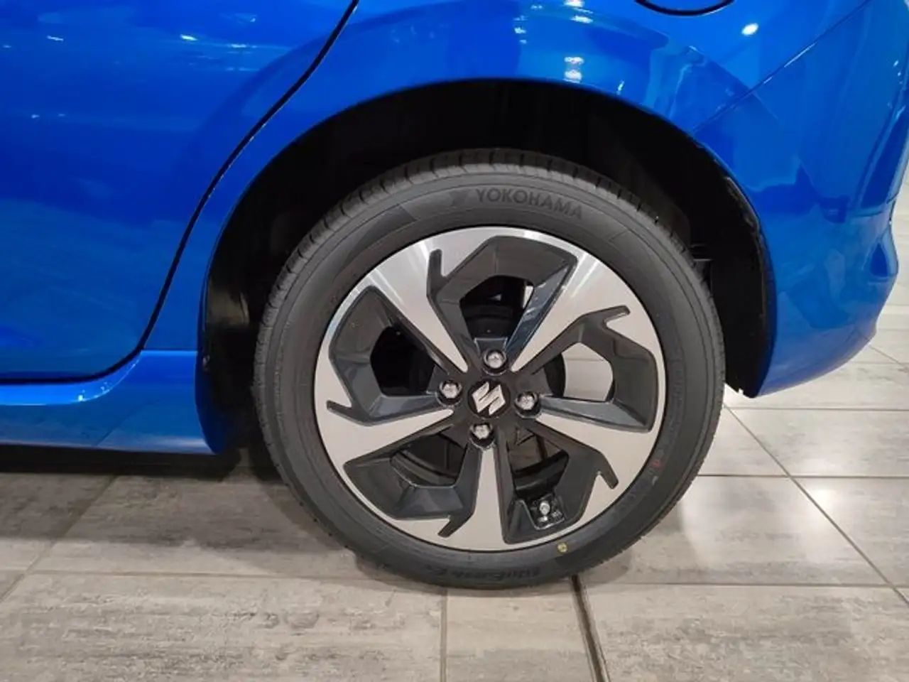 Suzuki Swift Comfort+ Hybrid RFK SHZ KLIMAAUT LED — Galería del vehículo 7