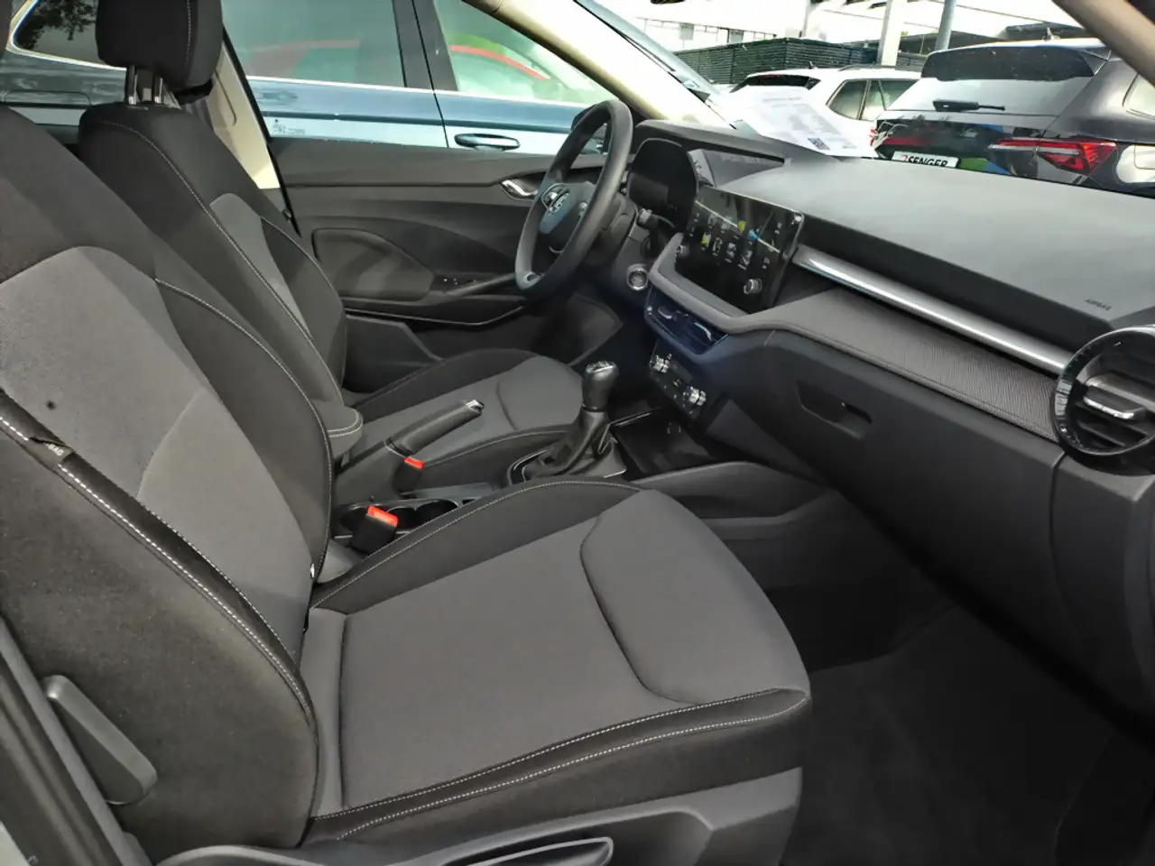 Skoda Fabia 1.0 TSI Selection Kamera Digitales Cockp. — Vehicle gallery 8