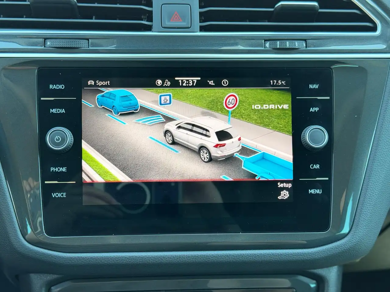 Volkswagen Tiguan 1.5 TSI Move DSG NAVI | AHK | RFK | ACC — Galerie du véhicule 10