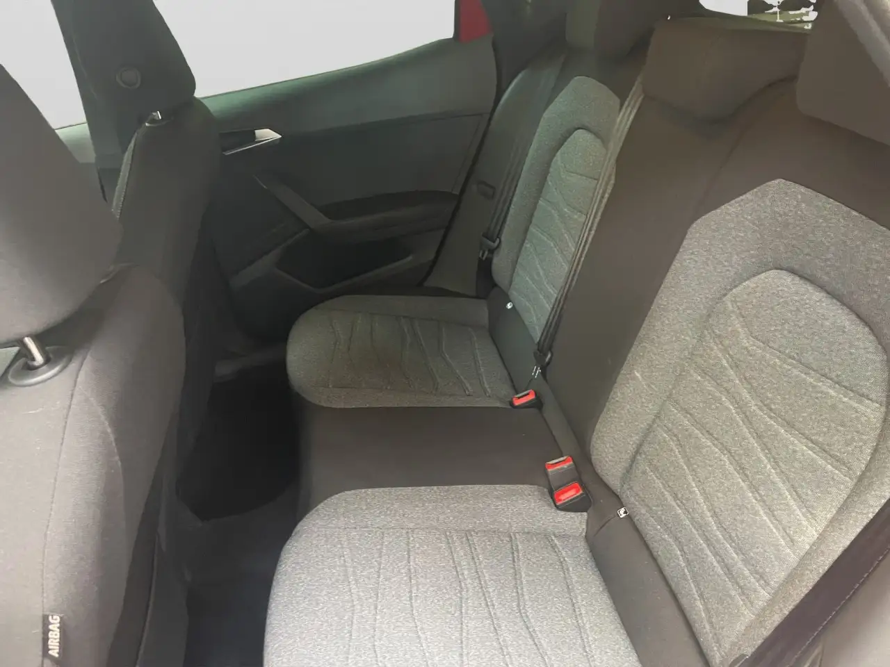 SEAT Arona Xperience 1.0 TSI Aut. Kamera, Navi, SHZ Klima — Vehicle gallery 16