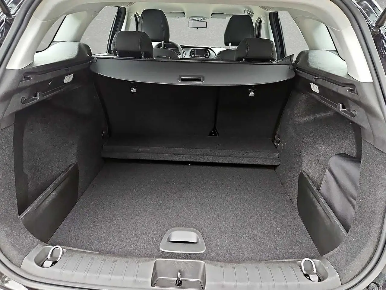 Fiat Tipo Kombi 1.5 Mild-Hybrid — Vehicle gallery 10