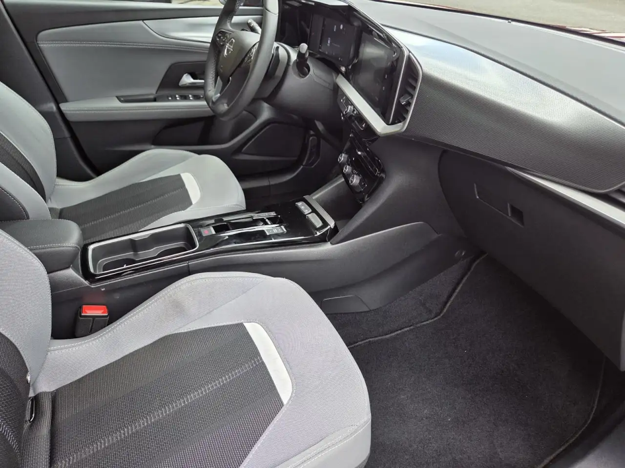 Opel Mokka Elegance **Automatik/Sitzhzg/Kamera** — Vehicle gallery 9