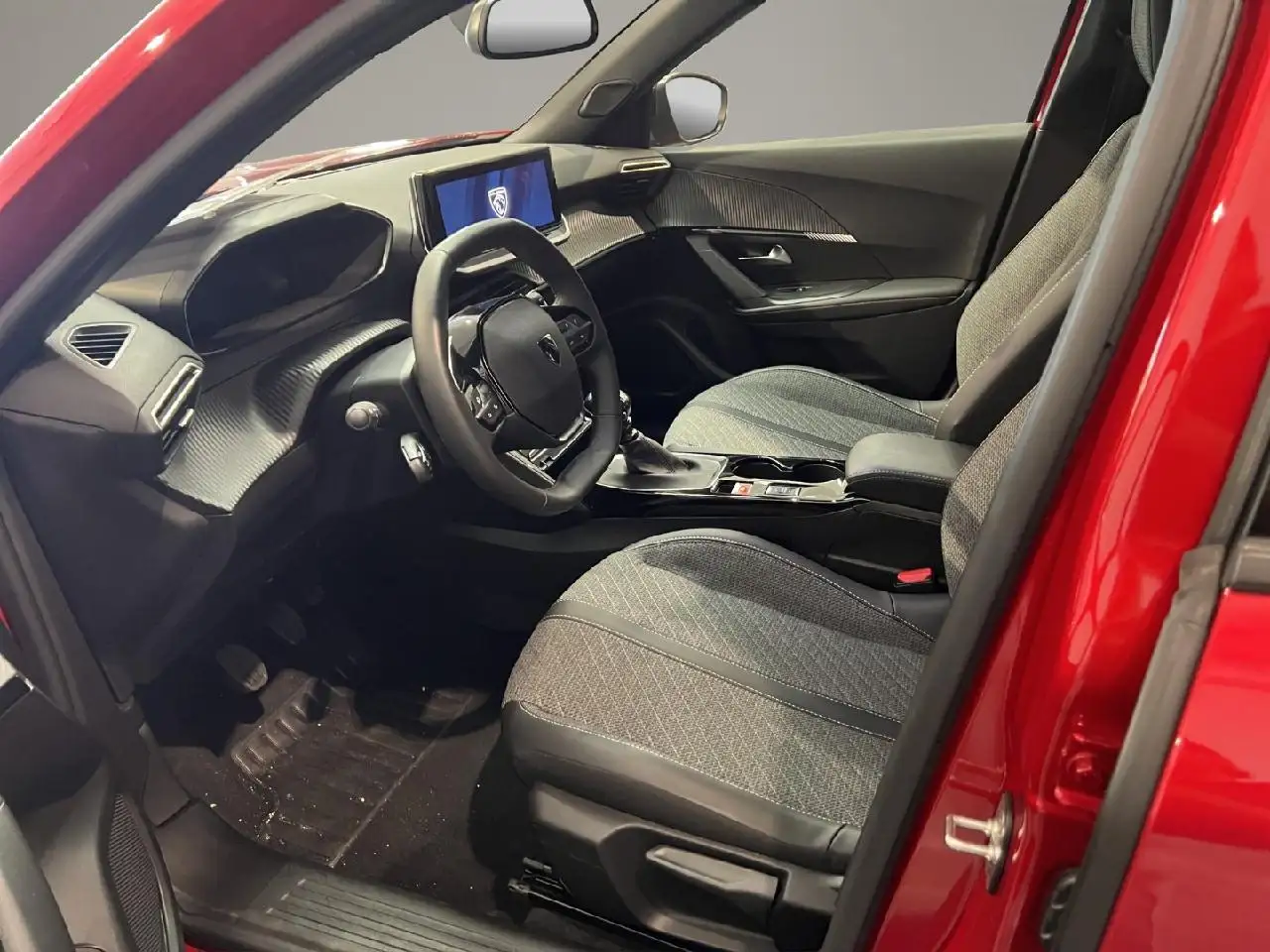 Peugeot 2008 Allure — Galerie du véhicule 8