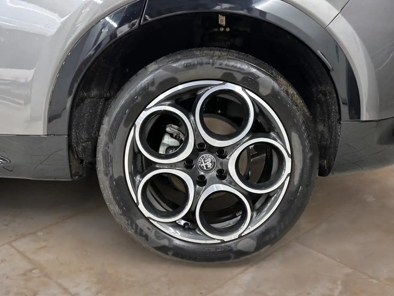 Alfa Romeo Tonale 1.3 MULTI-AIR PHEV 280 SPRINT GPS LL18 RADAR AV — معرض صور السيارة 14