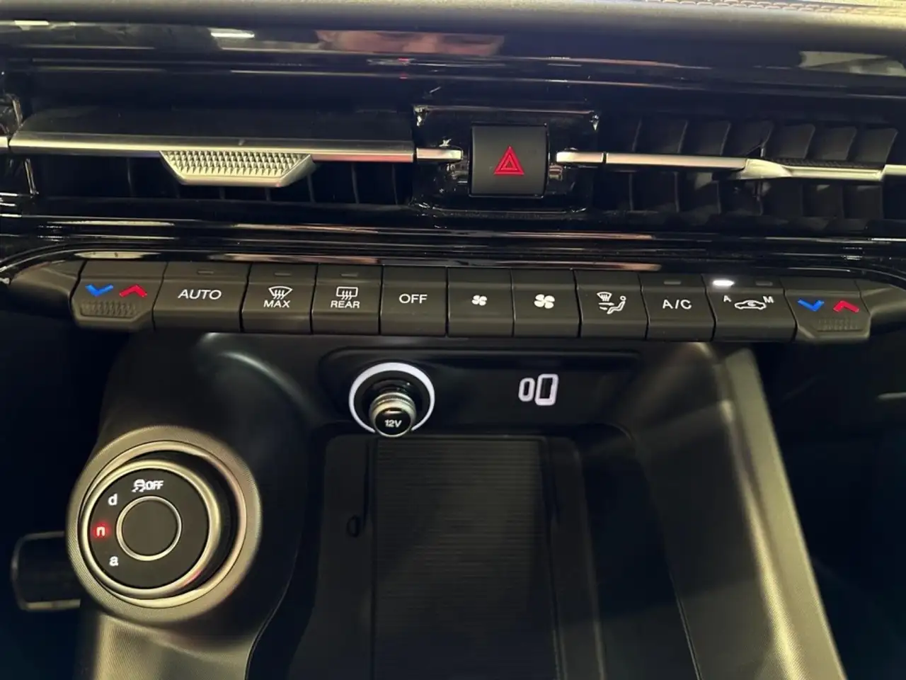 Alfa Romeo Tonale 1.3 MULTI-AIR PHEV 280 SPRINT GPS LL18 RADAR AV — معرض صور السيارة 20