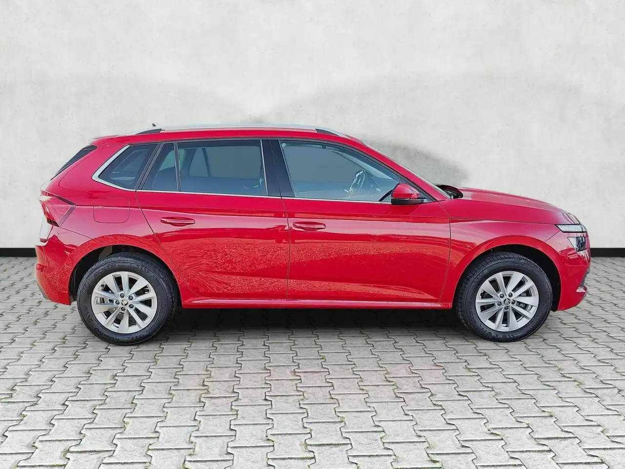 Skoda Kamiq 1.0 TSI Ambition / AndroidAutoAppleCarPlay — Galería del vehículo 23