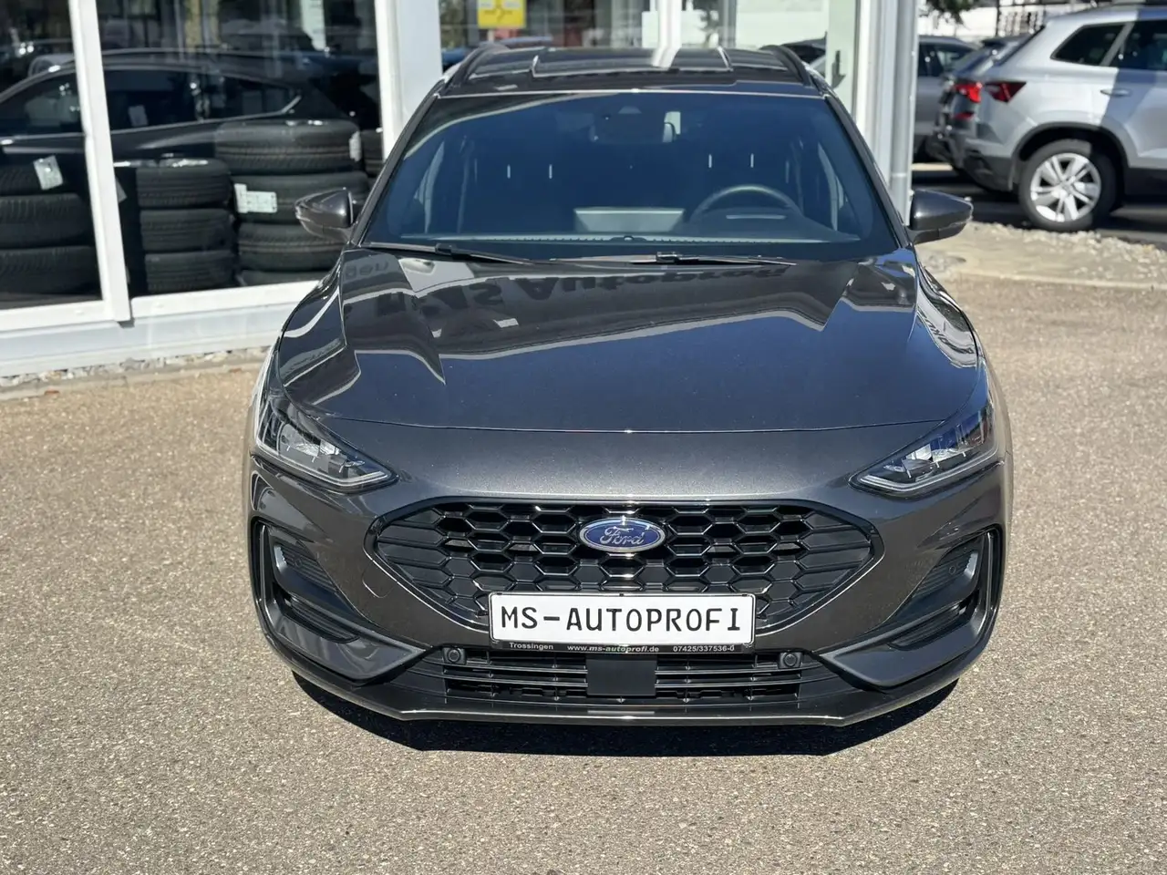 Ford Focus ST-Line X 1.0 SHZ. AHK. Bhzb. Lenkrad ABS — Galerie du véhicule 3