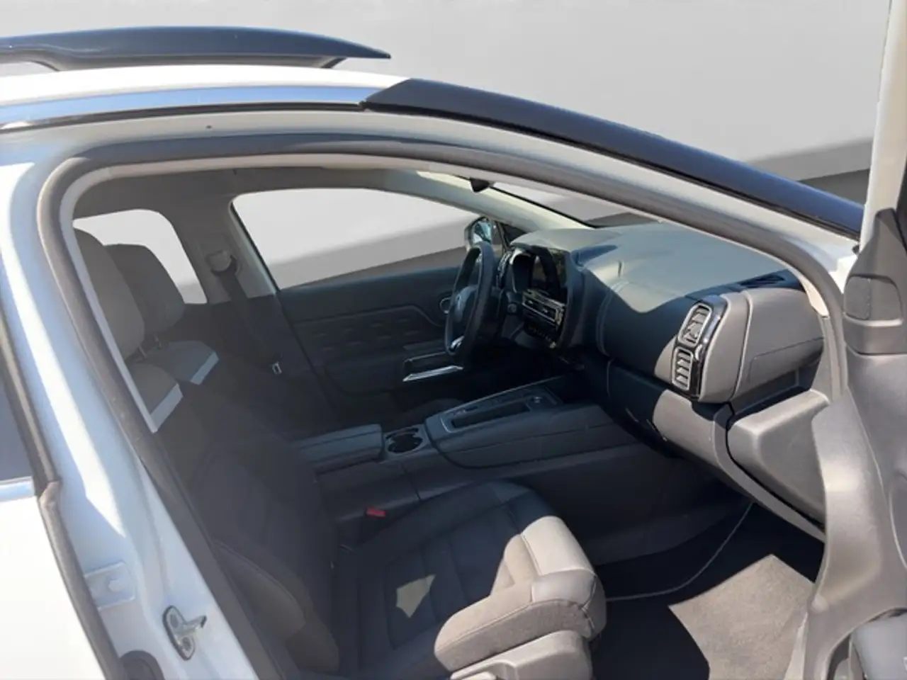 Citroen C5 Aircross Hybrid 136 ë-DSC6 C-Series KAMERA PDC SHZ ALLWE... — معرض صور السيارة 9