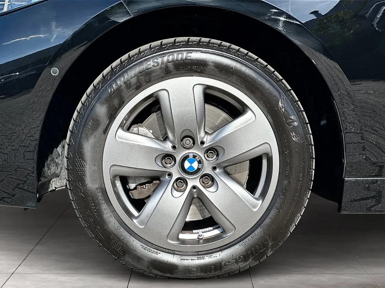 BMW 118 i Hatch Advantage DAB LED WLAN Tempomat AHK — Galerie du véhicule 6