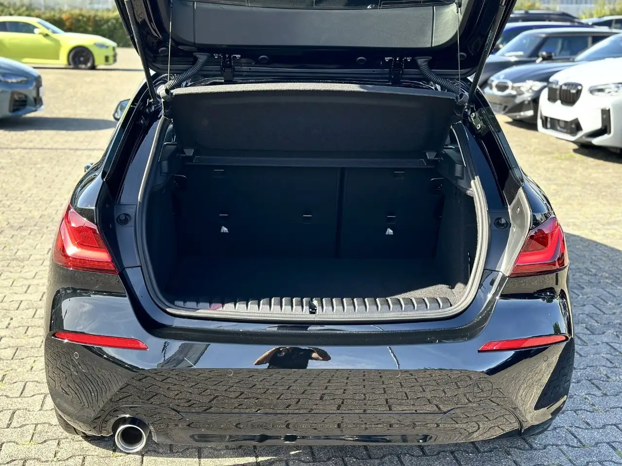 BMW 118 i Hatch Advantage DAB LED WLAN Tempomat AHK — Galerie du véhicule 7
