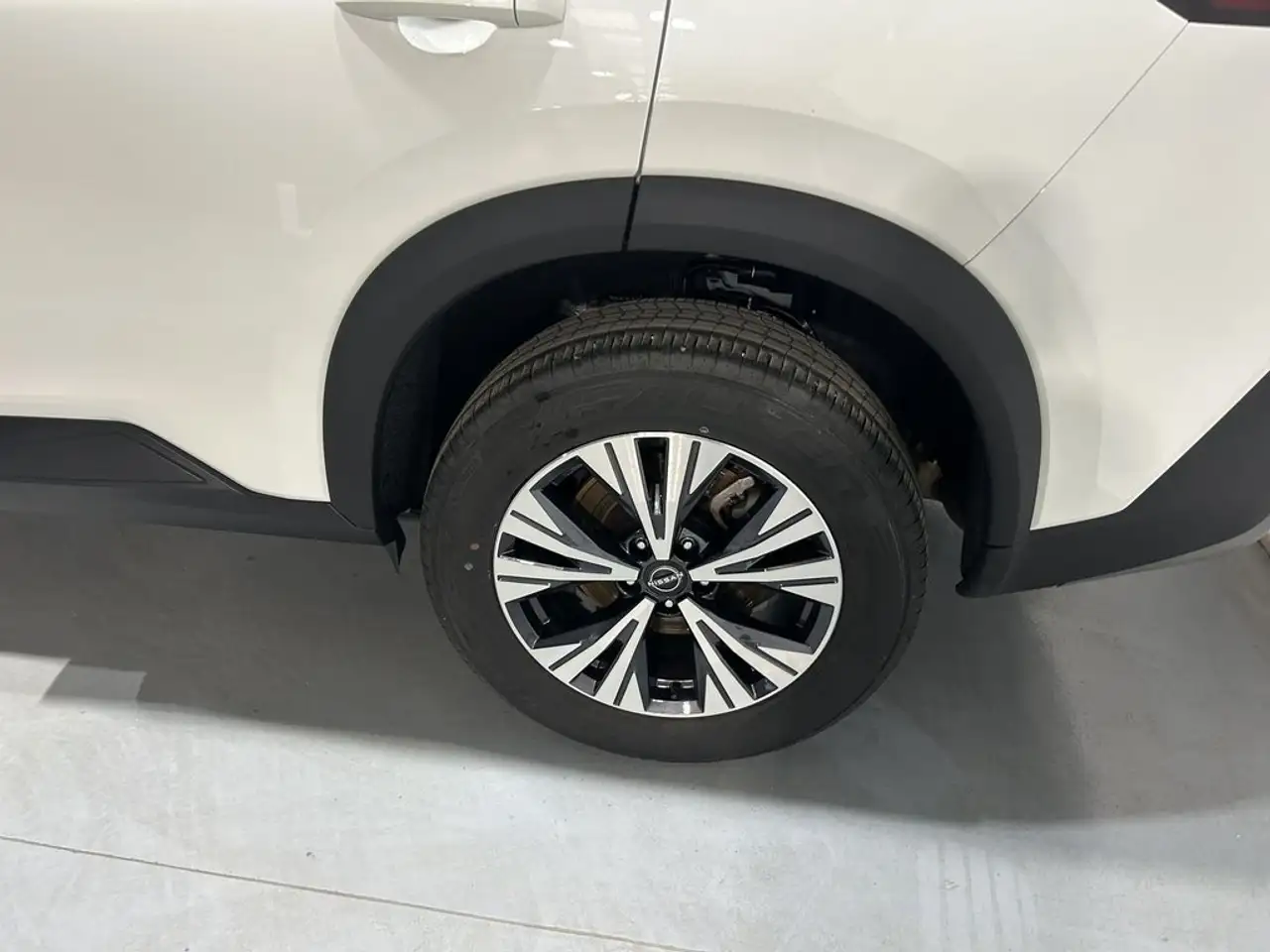 Nissan X-Trail 1.5 e-Power Acenta 4x2 5pl. 152kW — Galería del vehículo 13