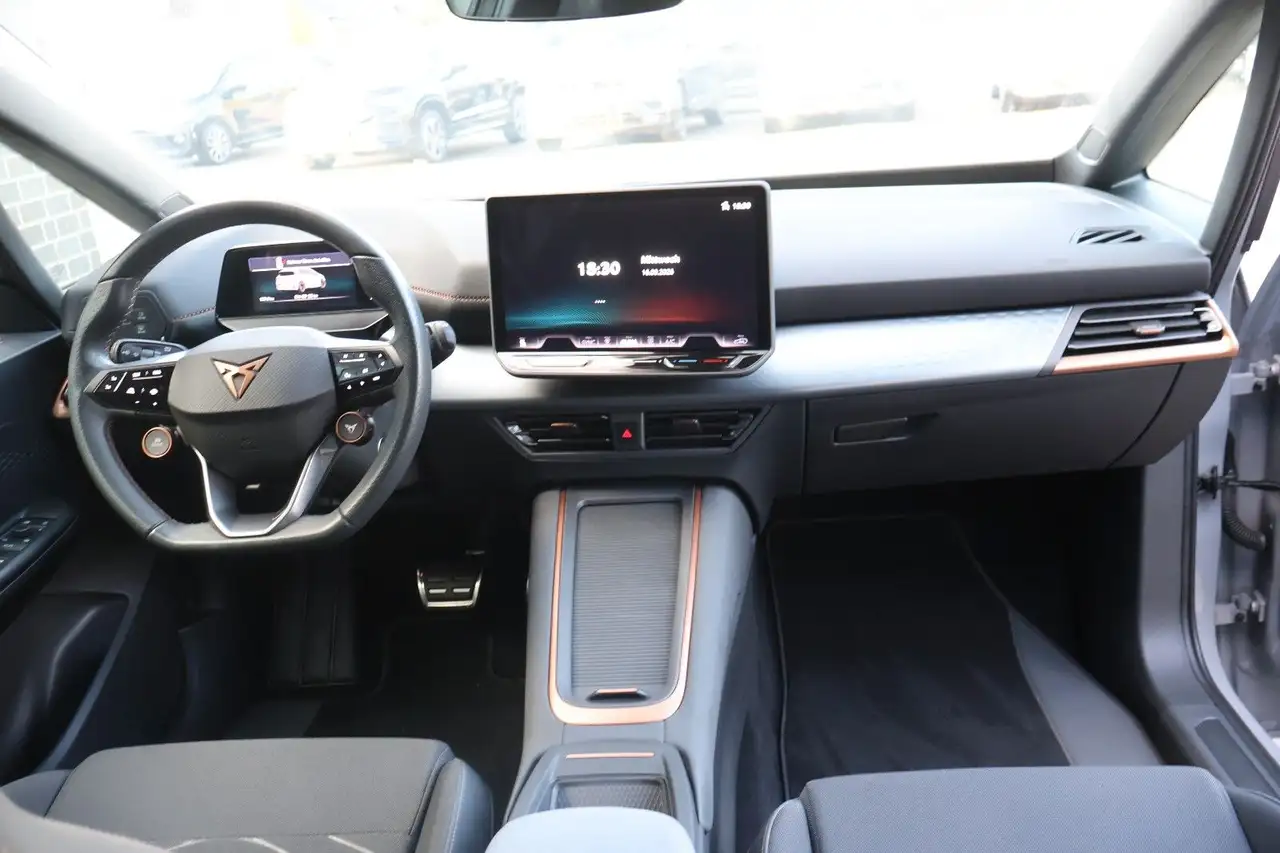 CUPRA Born 170 kW Top Zustand/Allwetterreifen — Galerie du véhicule 13